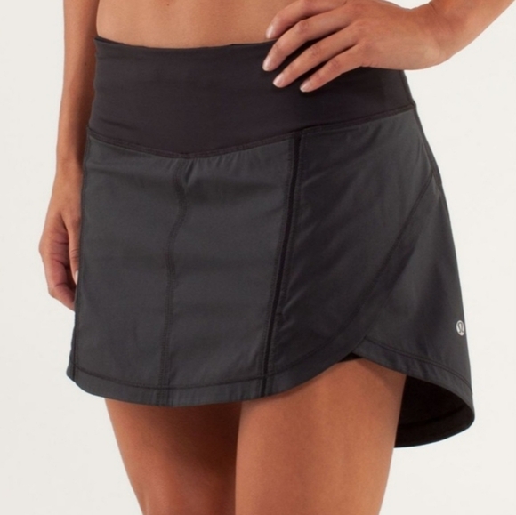 Lululemon Full Stride Skort Black Size 6 - Picture 1 of 11